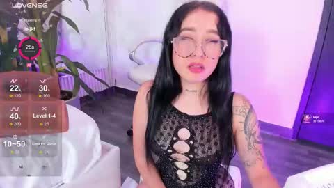 Snapshot of eriklein chatting on September 13, 2025, 10:53 pm Eri  online show from September 13, 2025, 10:53 pm