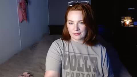 Erinlove online show from October 14, 2025, 11:49 pm