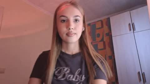 Katrin online show from June 4, 2026, 3:29 pm