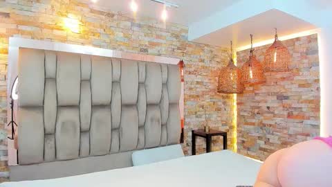 Snapshot of eris_novikov chatting on October 23, 2025, 12:15 pm ERIS online show from October 23, 2025, 12:15 pm