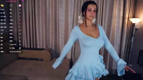 Snapshot of erlinefairall chatting on September 19, 2025, 8:20 pm Erline and Monica online show from September 19, 2025, 8:20 pm