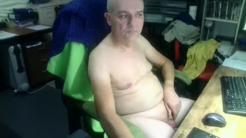 Snapshot of ernello chatting on September 19, 2025, 1:01 pm ernello online show from September 19, 2025, 1:01 pm