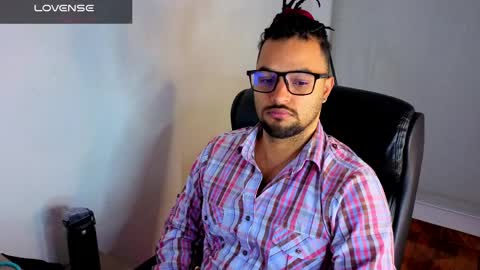 Snapshot of ernesto_rodriguez_82 chatting on April 1, 2026, 2:34 am ernesto rodriguez 82 online show from April 1, 2026, 2:34 am