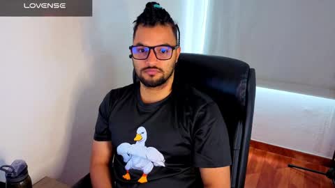 Snapshot of ernesto_rodriguez_82 chatting on April 6, 2026, 3:46 pm ernesto rodriguez 82 online show from April 6, 2026, 3:46 pm