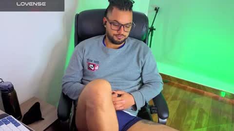 Snapshot of ernesto_rodriguez_82 chatting on April 13, 2026, 5:07 pm ernesto rodriguez 82 online show from April 13, 2026, 5:07 pm