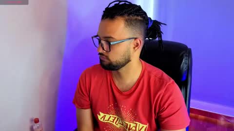Snapshot of ernesto_rodriguez_82 chatting on April 18, 2026, 7:58 pm ernesto rodriguez 82 online show from April 18, 2026, 7:58 pm