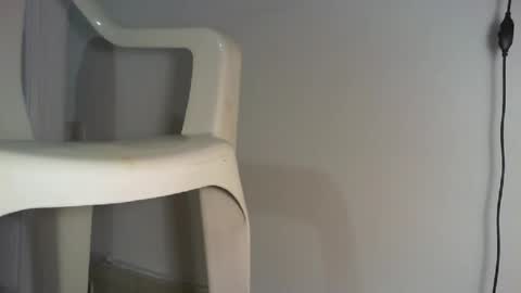 Snapshot of erniemuyhot435811 chatting on June 23, 2026, 2:09 am erniemuyhot435811 online show from June 23, 2026, 2:09 am