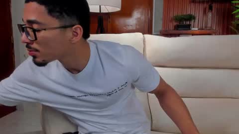 eros_becker_ online show from April 23, 2026, 2:46 am