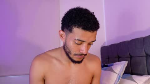 Snapshot of eros_chipre chatting on April 17, 2026, 5:05 pm Eros online show from April 17, 2026, 5:05 pm