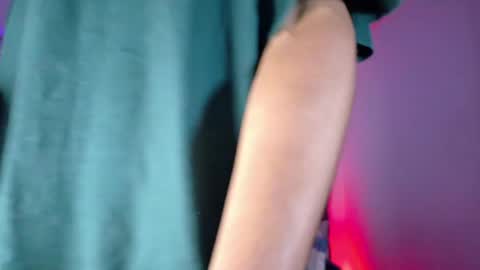 Snapshot of eros_chipre chatting on May 13, 2026, 3:04 am Eros online show from May 13, 2026, 3:04 am