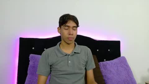 Eros Lux1 online show from June 9, 2026, 12:17 pm