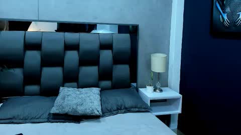 Eros Mancini online show from December 17, 2025, 4:18 am