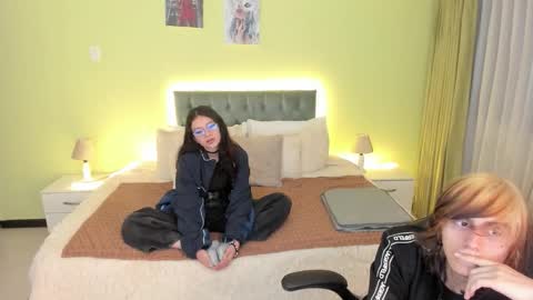 Snapshot of eros_nyx_ chatting on January 10, 2026, 4:36 am eros_nyx_ online show from January 10, 2026, 4:36 am