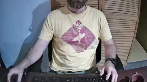 Snapshot of eroskatt chatting on October 12, 2025, 1:04 am Eroskatt online show from October 12, 2025, 1:04 am