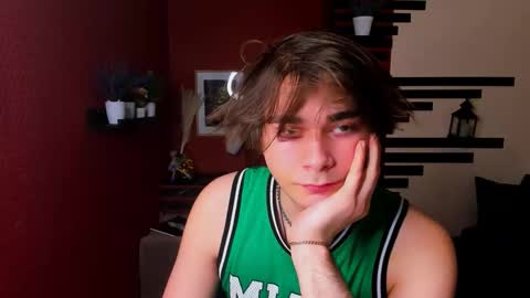 Hanzo online show from December 14, 2025, 12:32 pm