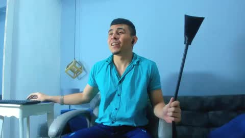 Eross online show from May 4, 2026, 6:15 pm