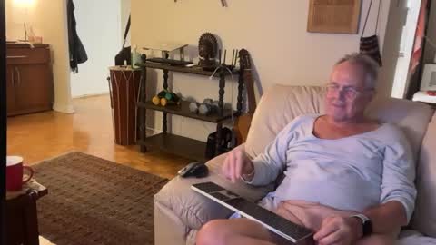 Snapshot of erostalk chatting on September 24, 2025, 5:44 am eros online show from September 24, 2025, 5:44 am