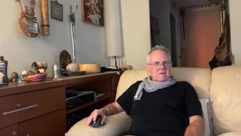 Snapshot of erostalk chatting on October 22, 2025, 9:14 pm eros online show from October 22, 2025, 9:14 pm