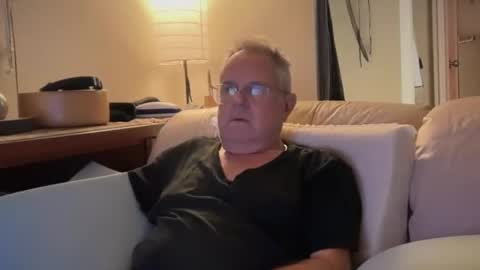 Snapshot of erostalk chatting on October 29, 2025, 11:56 am eros online show from October 29, 2025, 11:56 am