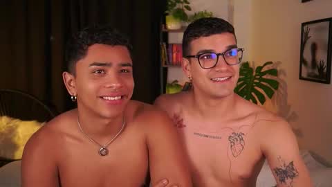 Snapshot of eroswild_ chatting on October 4, 2025, 2:31 am Eros Wild online show from October 4, 2025, 2:31 am