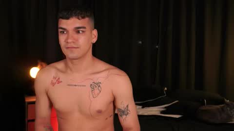 Snapshot of eroswild_ chatting on October 30, 2025, 3:19 am Eros Wild online show from October 30, 2025, 3:19 am