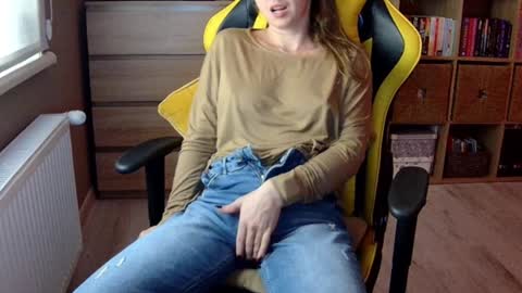 Melissa   online show from December 22, 2024, 8:03 pm
