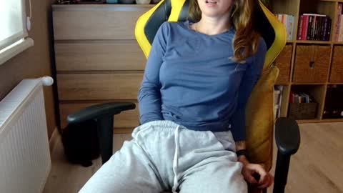 Melissa   online show from December 25, 2024, 10:59 pm