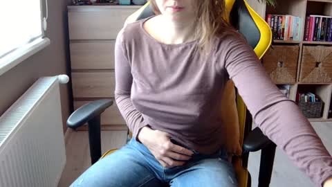 Melissa   online show from December 26, 2024, 10:16 am