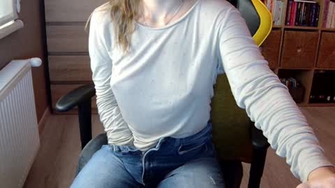 Melissa   online show from January 2, 2025, 5:07 pm