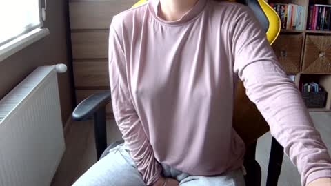 Melissa   online show from January 3, 2025, 12:19 pm