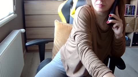 Melissa   online show from January 12, 2025, 11:17 am