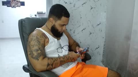 Eroticoblack online show from April 27, 2026, 4:32 am
