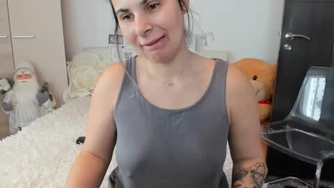 eroticsensualkitty4u online show from February 20, 2026, 8:05 am