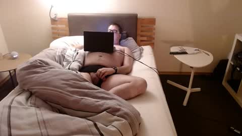 ersuchtspass1987 online show from December 31, 2024, 4:27 am