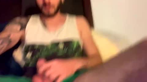 erundil9292 online show from March 9, 2025, 1:04 pm