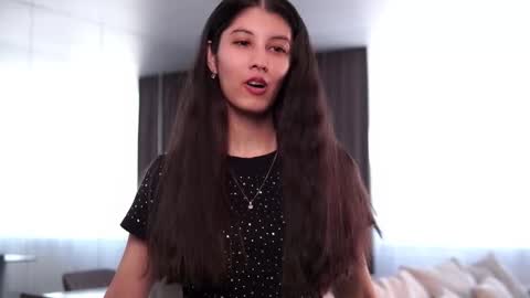 Snapshot of erynharteau chatting on January 11, 2026, 9:14 am Hi Im Lori online show from January 11, 2026, 9:14 am