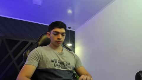 Snapshot of eryonbradley chatting on September 22, 2025, 11:12 am Eryon online show from September 22, 2025, 11:12 am