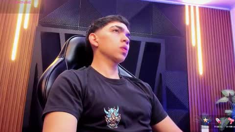 Snapshot of eryonbradley chatting on October 4, 2025, 11:19 am Eryon online show from October 4, 2025, 11:19 am