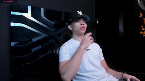 Eryon online show from December 22, 2025, 11:18 am