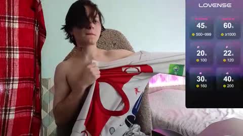 esajukyy online show from October 18, 2025, 8:15 am