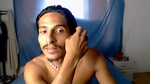 Snapshot of escanor_legendary chatting on October 29, 2025, 9:27 pm Scanor online show from October 29, 2025, 9:27 pm