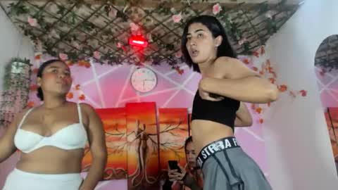 Snapshot of escarlet_hot06 chatting on March 21, 2026, 11:52 pm escarlet_hot06 online show from March 21, 2026, 11:52 pm