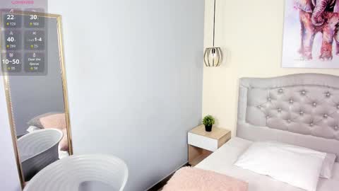 Escarlet online show from February 23, 2026, 11:40 am