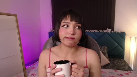 Snapshot of escarlett_wii chatting on December 29, 2024, 1:28 pm SCARLETT online show from December 29, 2024, 1:28 pm