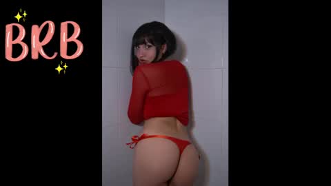 Snapshot of escarlett_wii chatting on February 23, 2025, 12:37 pm SCARLETT online show from February 23, 2025, 12:37 pm