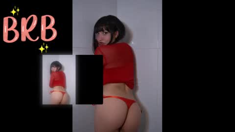 Snapshot of escarlett_wii chatting on March 2, 2025, 1:05 pm SCARLETT online show from March 2, 2025, 1:05 pm