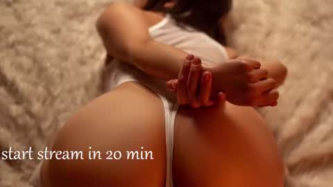 SCARLETT online show from November 2, 2025, 1:02 pm