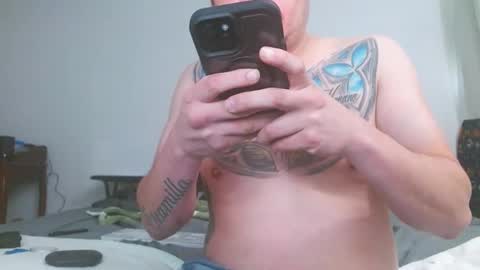 Snapshot of escodamus12 chatting on December 29, 2024, 6:27 pm escodamus12 online show from December 29, 2024, 6:27 pm