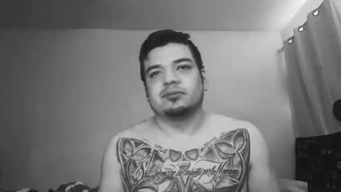 Snapshot of escodamus12 chatting on March 12, 2025, 5:28 pm escodamus12 online show from March 12, 2025, 5:28 pm