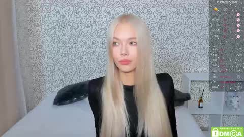 Megan and Brad online show from November 4, 2025, 5:17 am